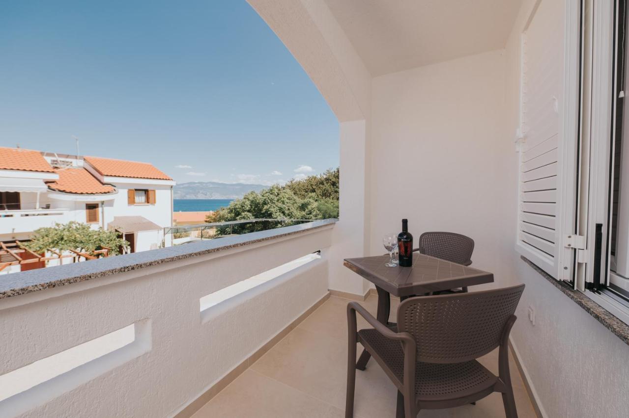 Apartments Virgine Maria I Baška Buitenkant foto