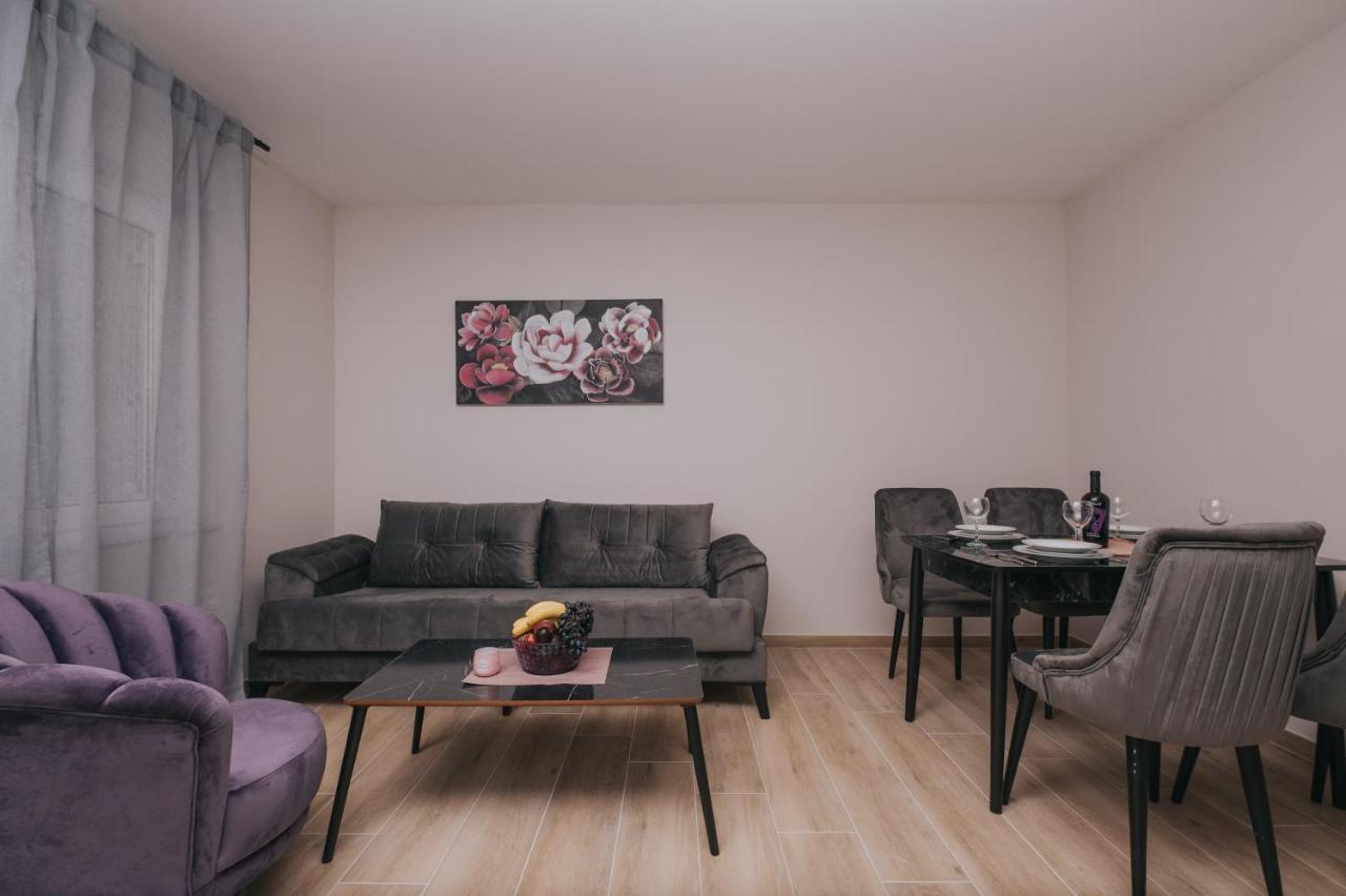 Apartments Virgine Maria I Baška Buitenkant foto