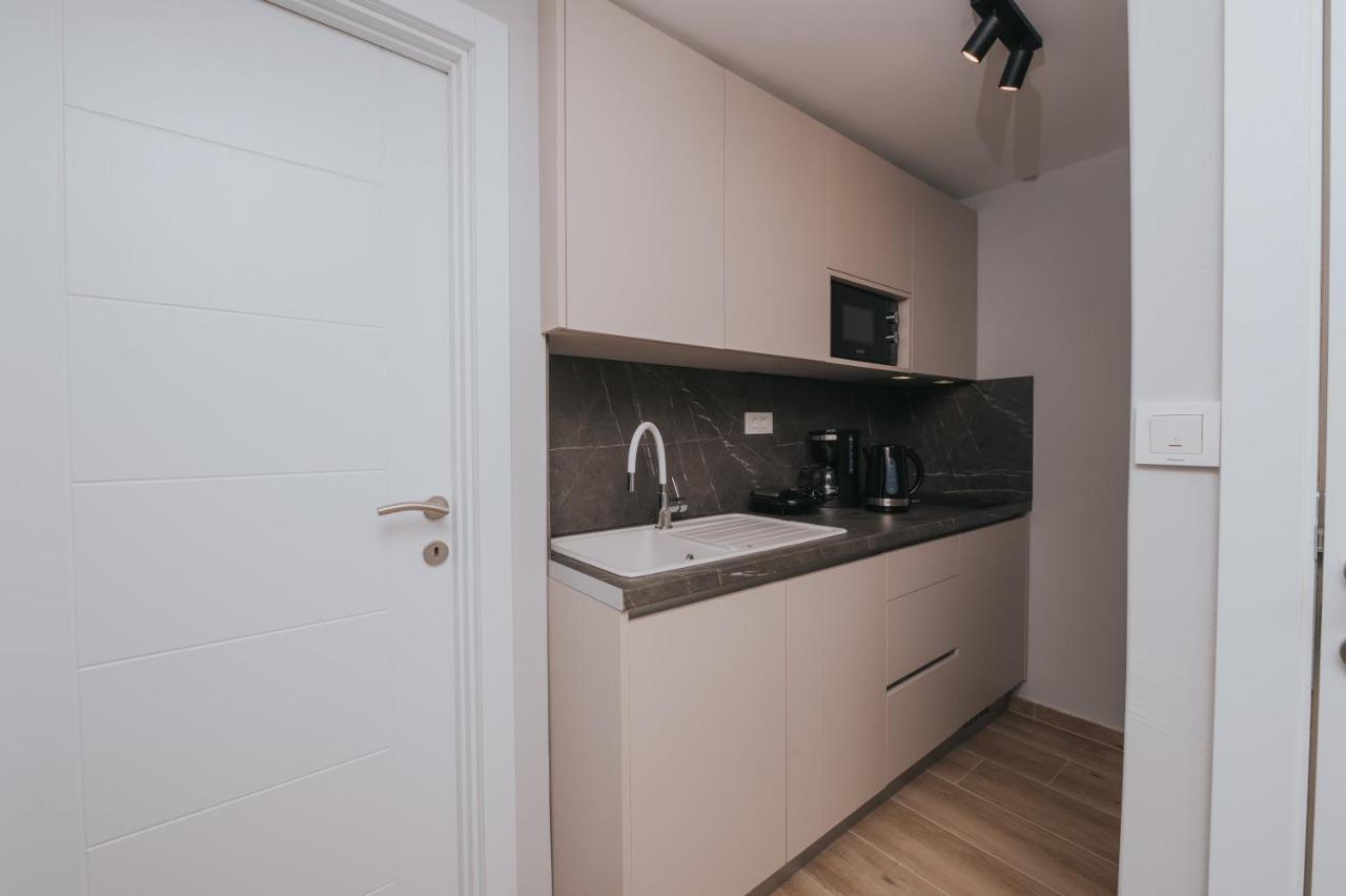 Apartments Virgine Maria I Baška Buitenkant foto